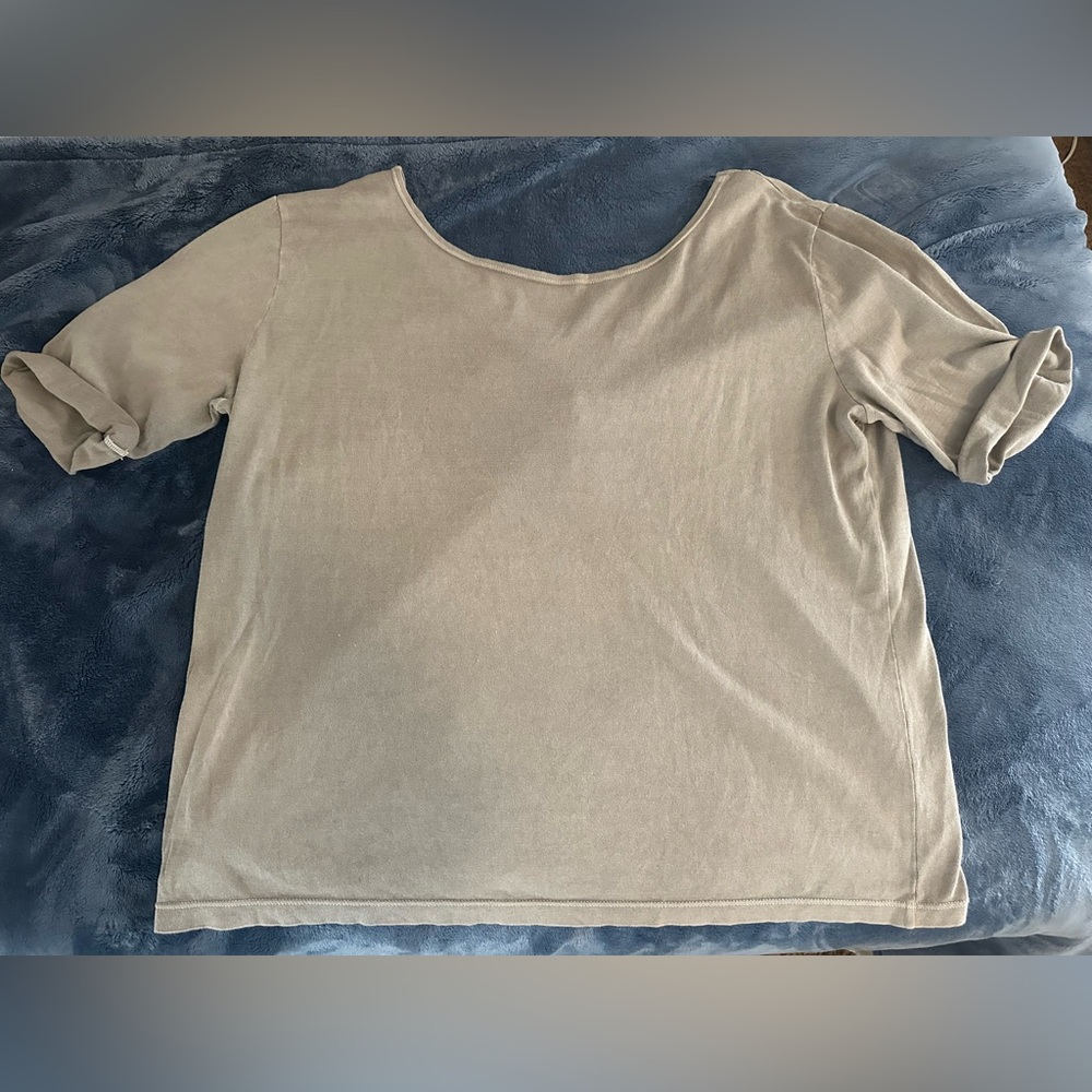 ASKKNY Women’s Gray Back V-Neck Tee NWT Size Large - Picture 3 of 5